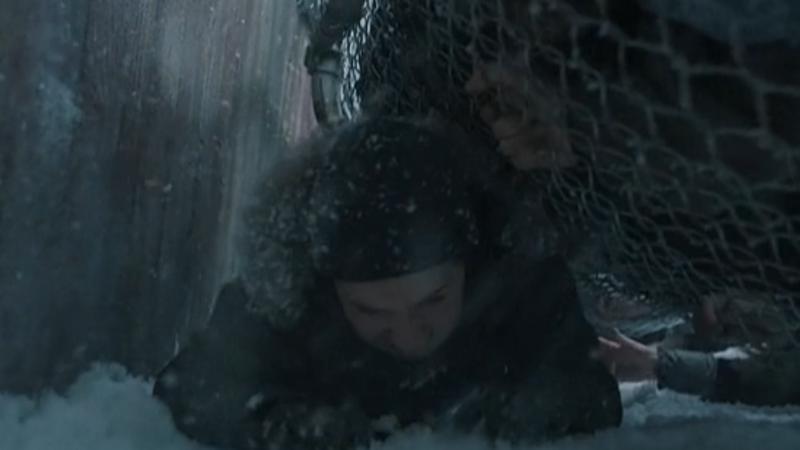 Abby scappa dagli infetti in the last of us