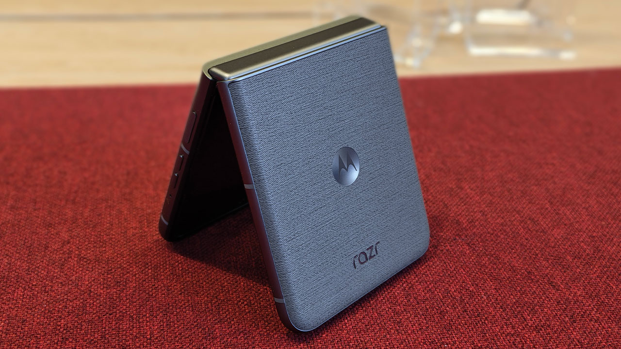 tessuto per le cover motorola razr 70