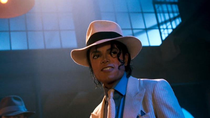 Moonwalker-immagine-tratta-dal-film-la-scena-di-Smooth-Criminal