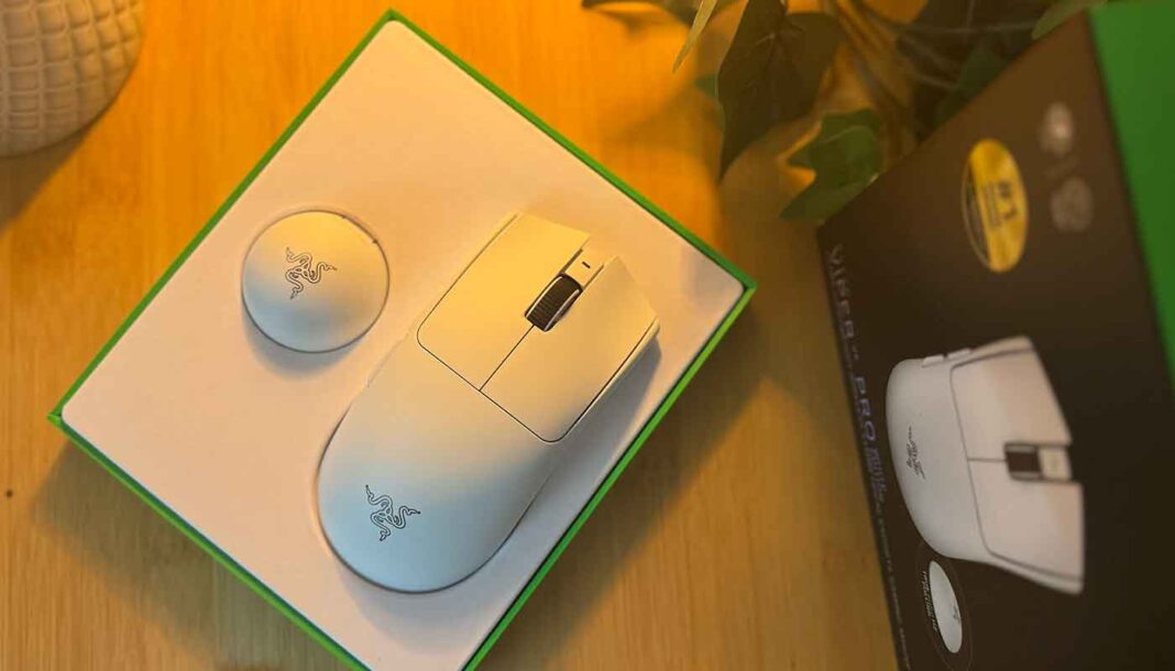 Razer v4 pro foto andrea volpi