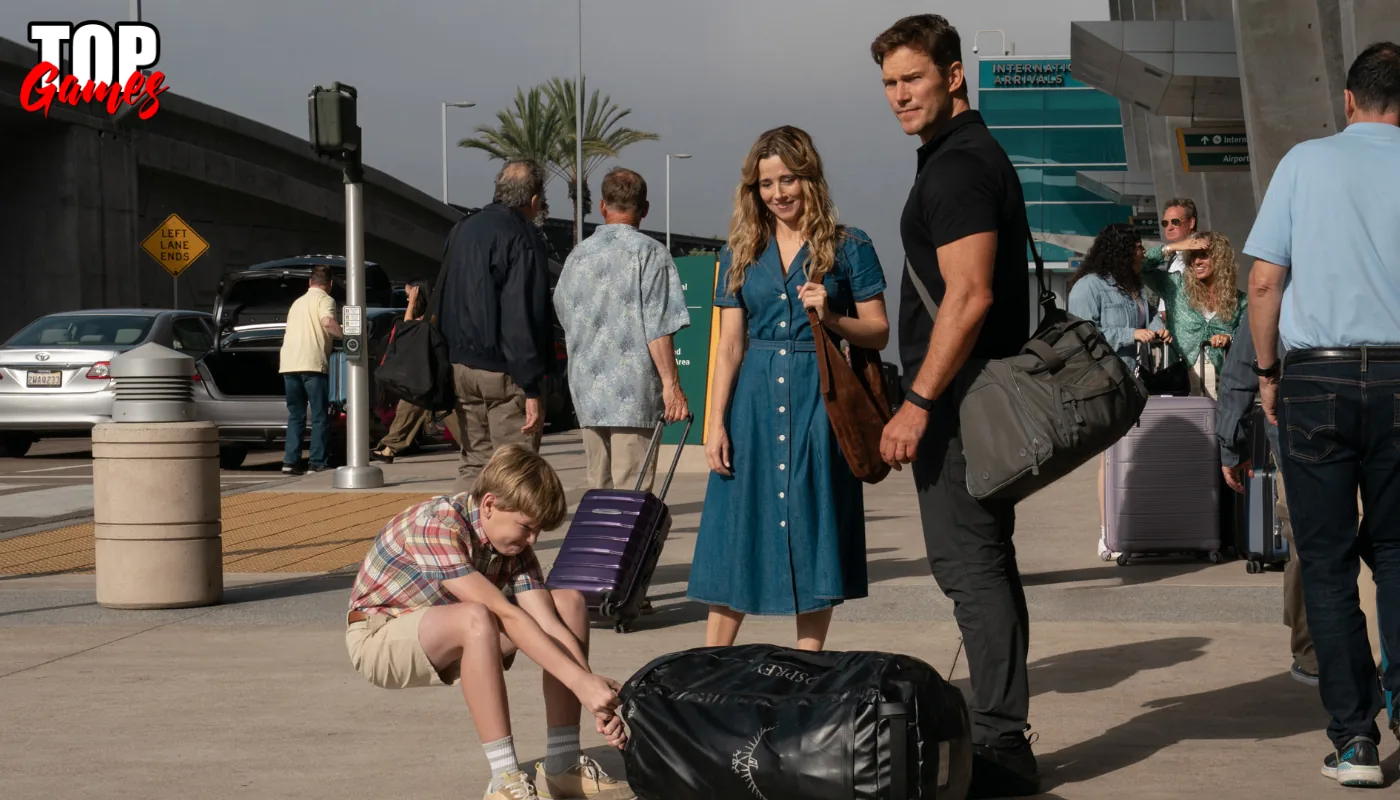 Jude Hill Linda Cardellini e Chris Pratt davanti a un aeroporto in Scuola per guerrieri coraggiosi